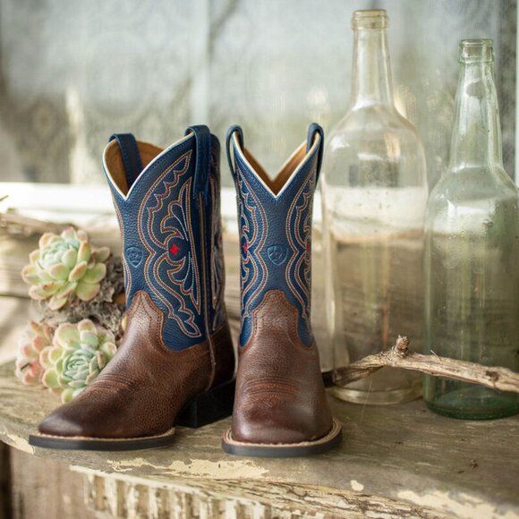 Ariat Kids Boots in Brown and Blue - Picture 1 of 7